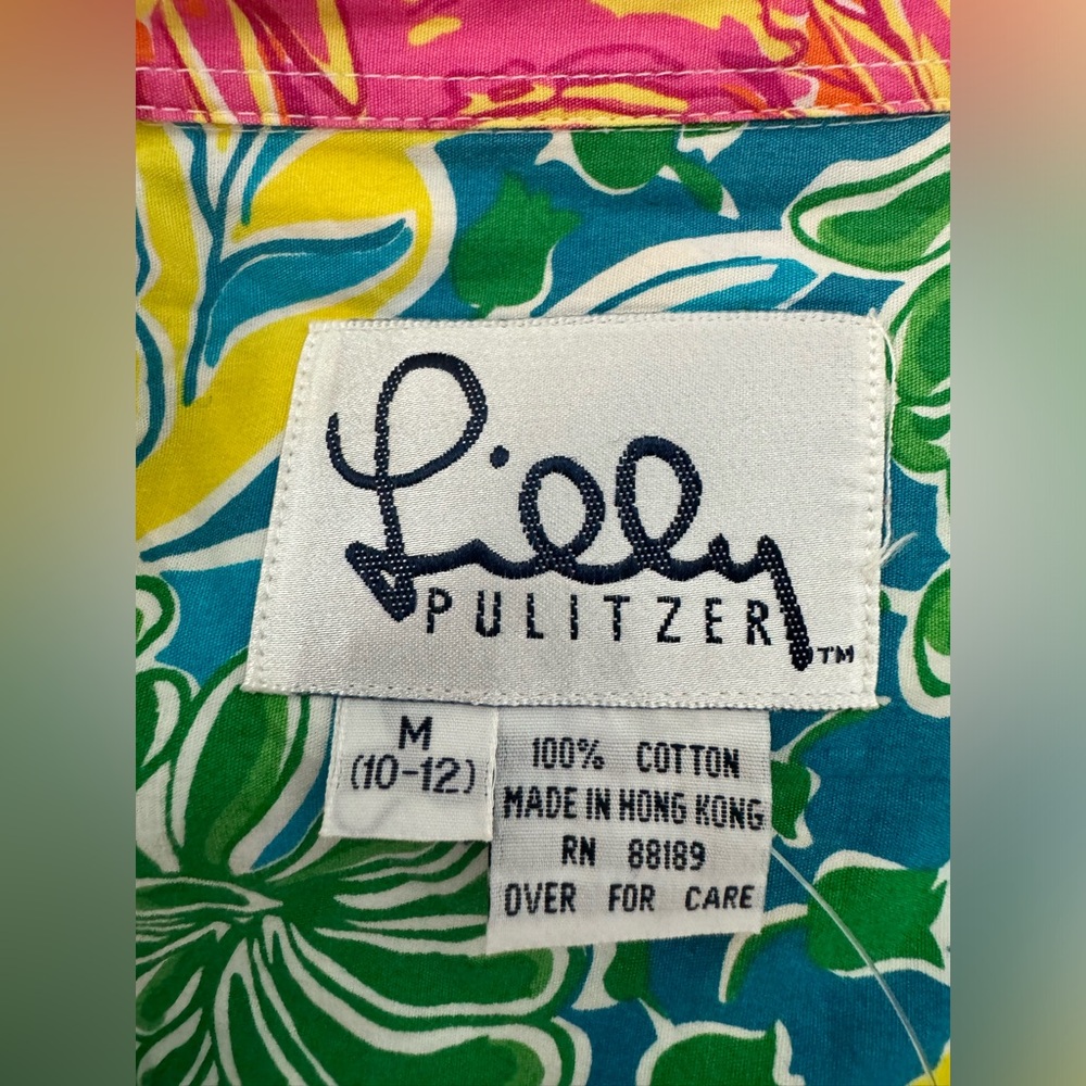 Lilly Pulitzer Button Up Top - Picture 9 of 9